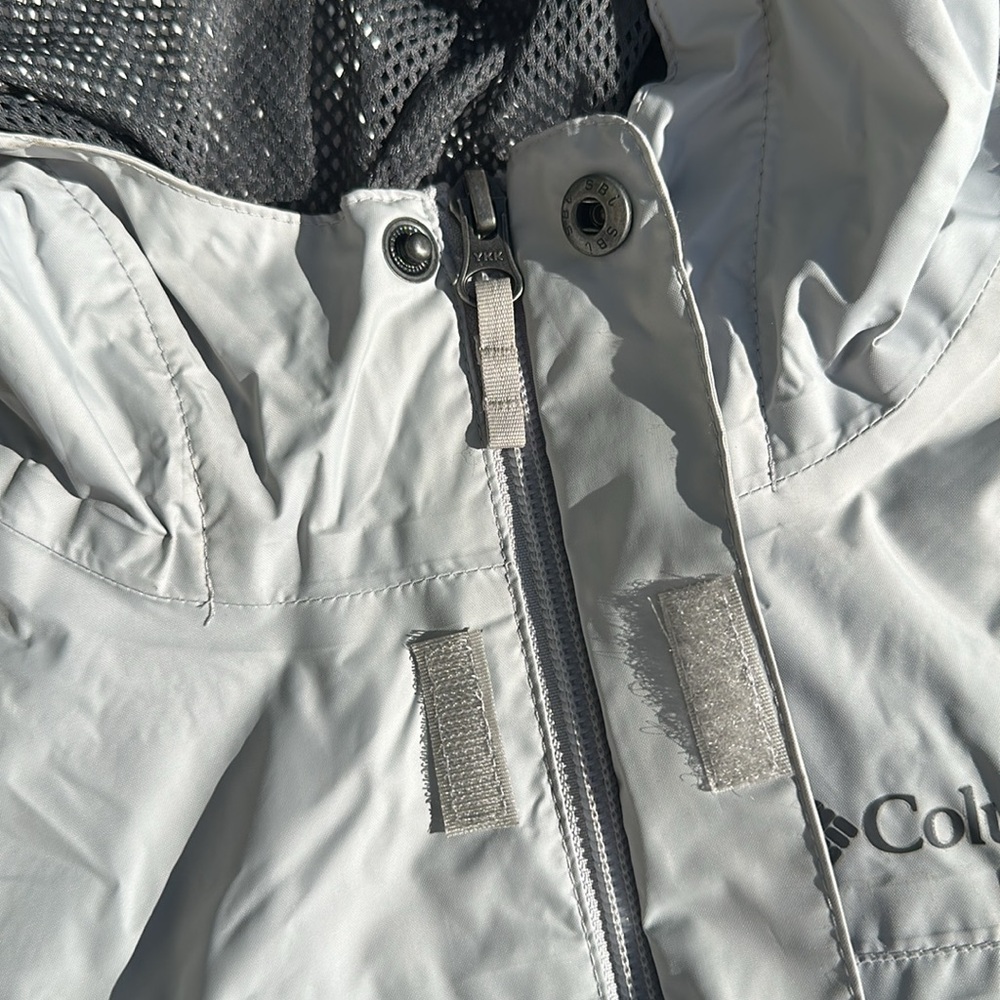 COLUMBIA Silver Gray Waterproof Hooded Jacket Kids M EUC - Picture 4 of 16
